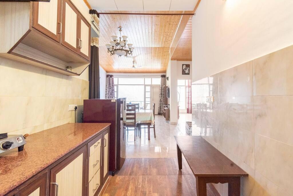 Kasauli Edge Apt With Balcony Dış mekan fotoğraf